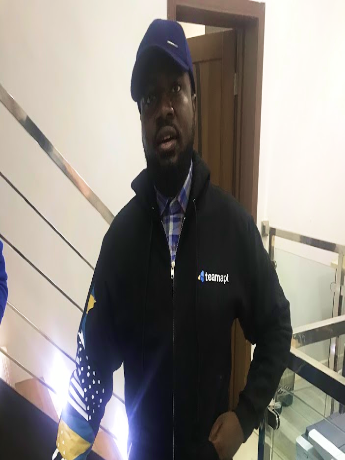 Leslie on a staircase