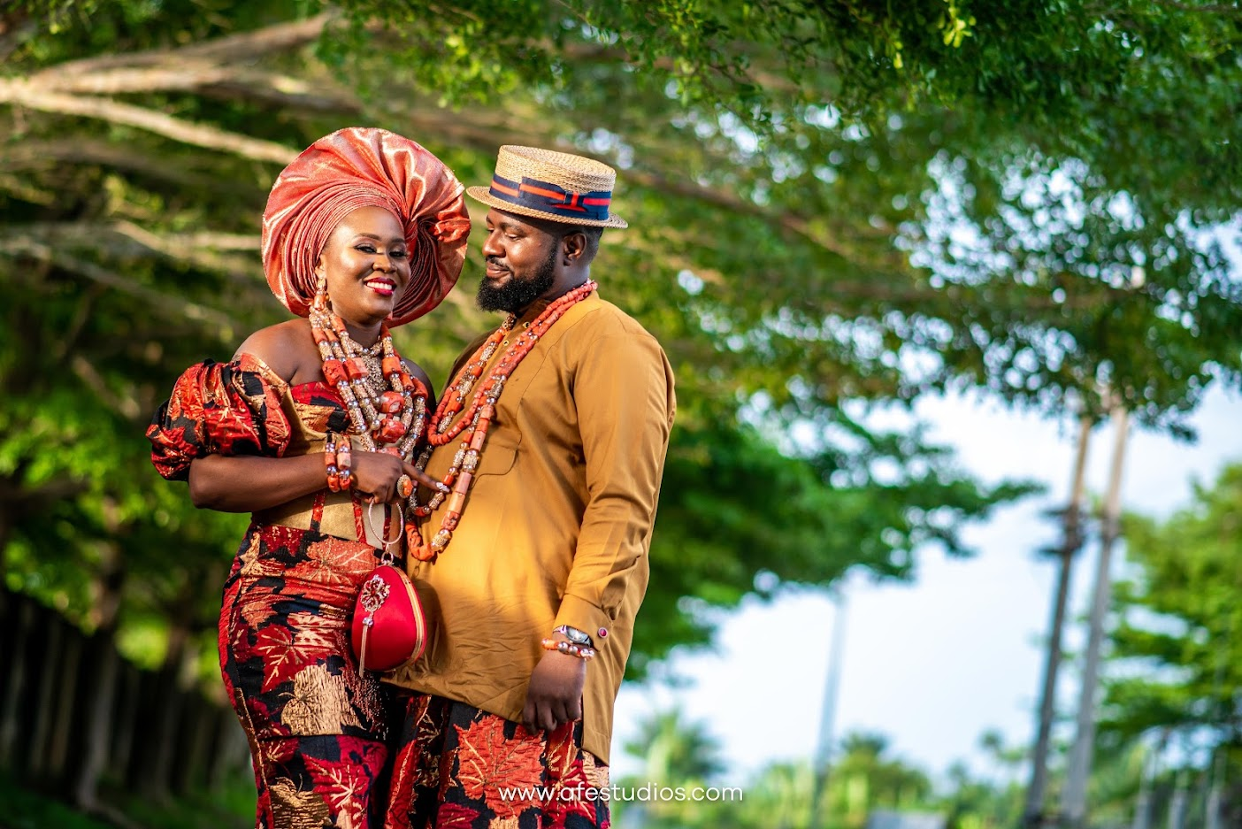 Leslie and his wife on their wedding day